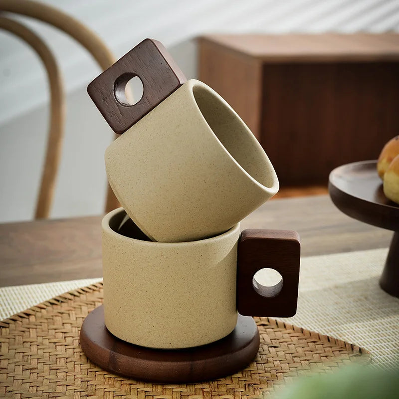 Bahari Mug - Sand-Colored Ceramic Mug with Wooden Handle and Plate | Ebora Home